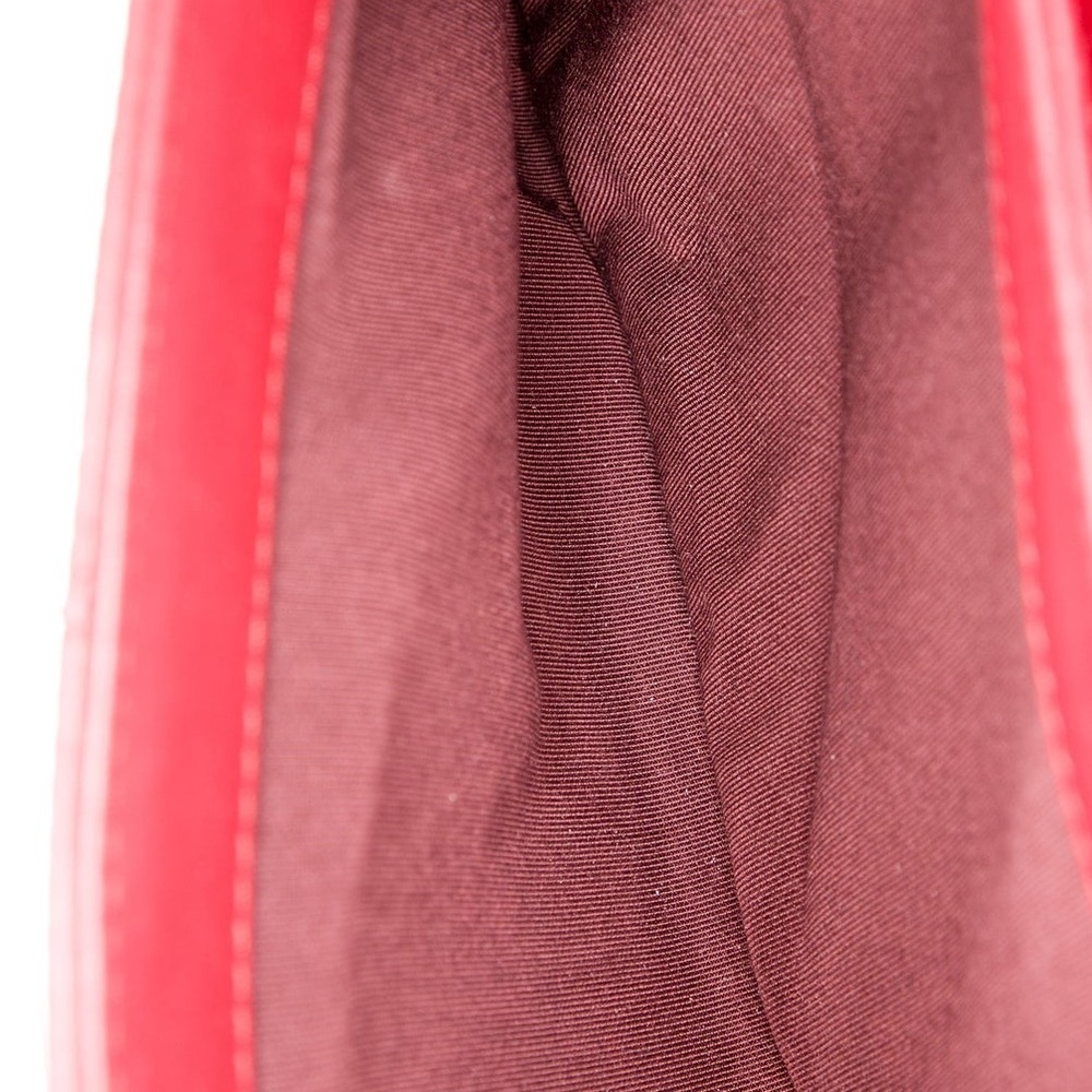 CHANEL Retro Lambskin Label Clutch on Chain - Picture 4 of 5